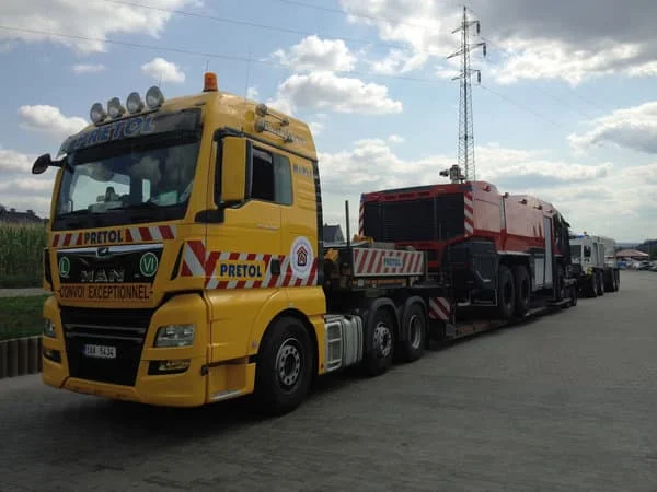 Dovezli jsme Panthera na PyroCar 2018