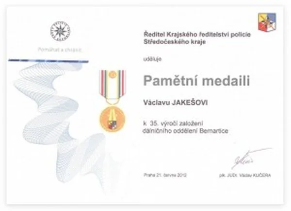 Pamětní medaile k 35. výročí založení dálničního oddělení Bernartice